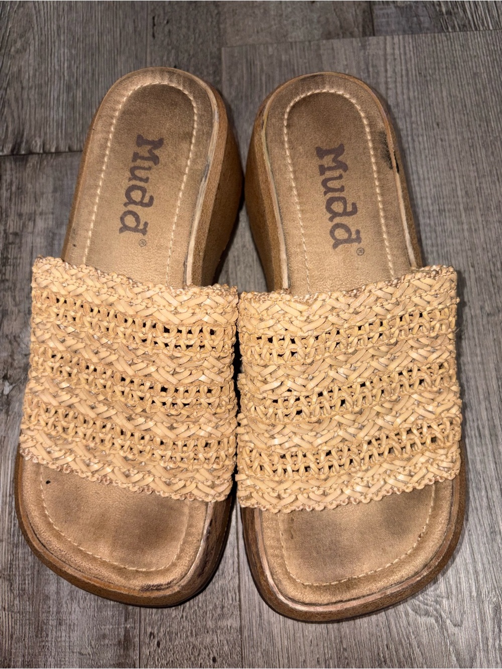 Vintage Y2K Mudd Women's Tan Braided Slide Clogs